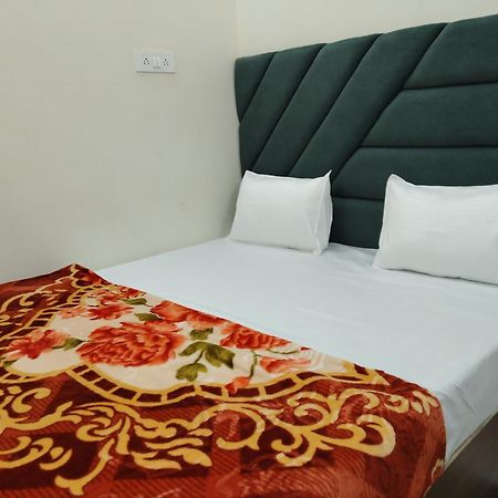 Hotel Rudraksha Váránasí Exteriér fotografie
