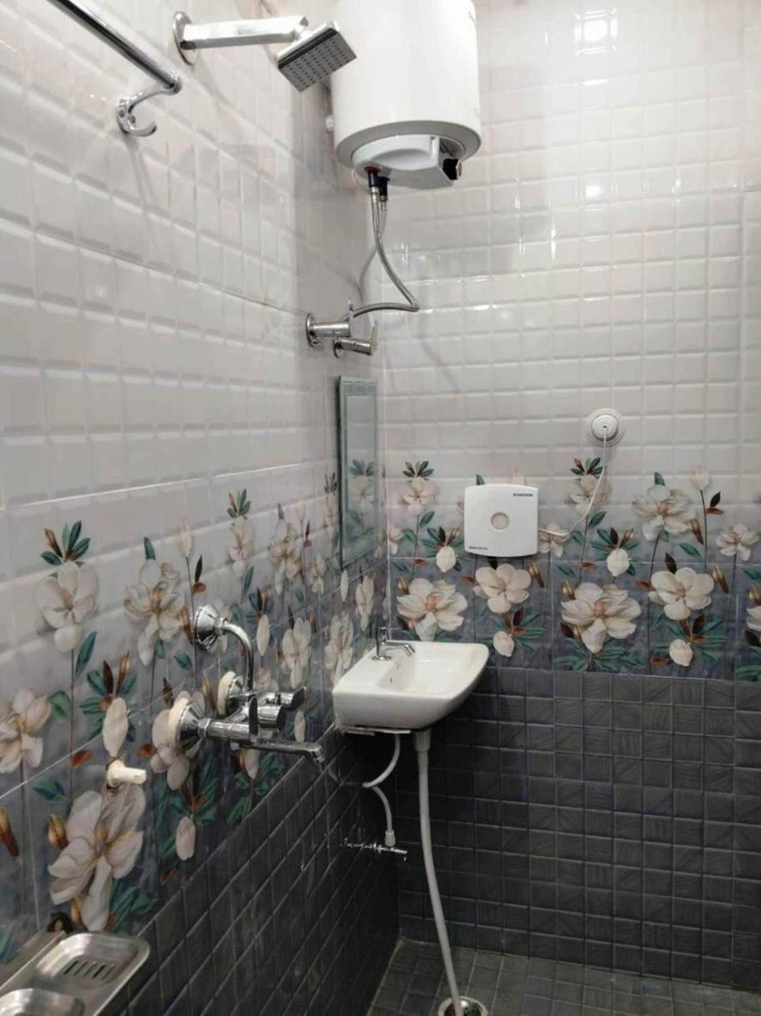 Hotel Rudraksha Váránasí Exteriér fotografie